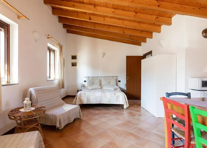 度假居 Charming House In + Pool 阿斯蒂